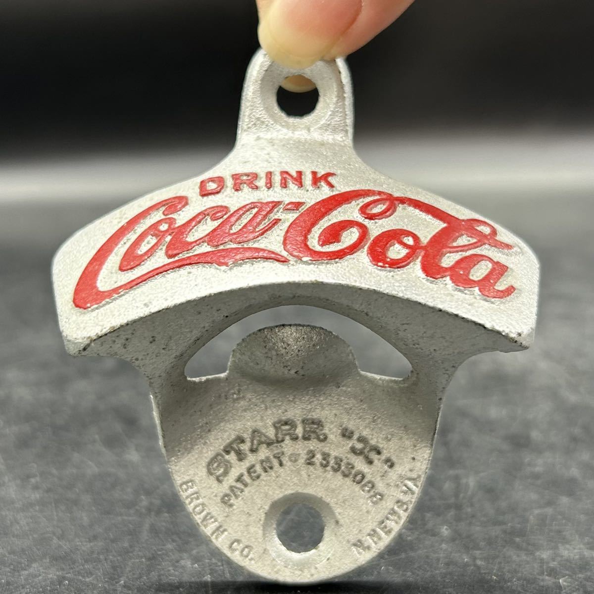 栓抜き Coca Cola Germany 壁掛け コカコーラブランド メタルウォールマウント ボトルオープナー（壁面用栓抜き）Z20-20_画像5