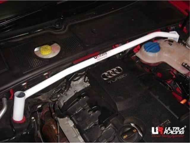 UltraRacing front strut tower bar AUDI Audi B7 A4