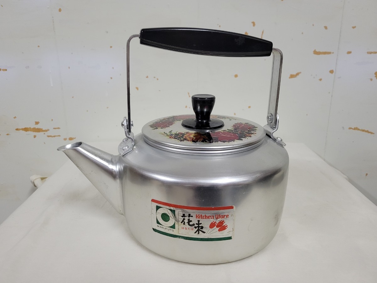 未使用 アルミ製 ヤカン 3L 昭和レトロ　ケトル　ホクセイ日軽家庭用品 キャンプ アウトドア 花柄 aluminum kettle _画像4