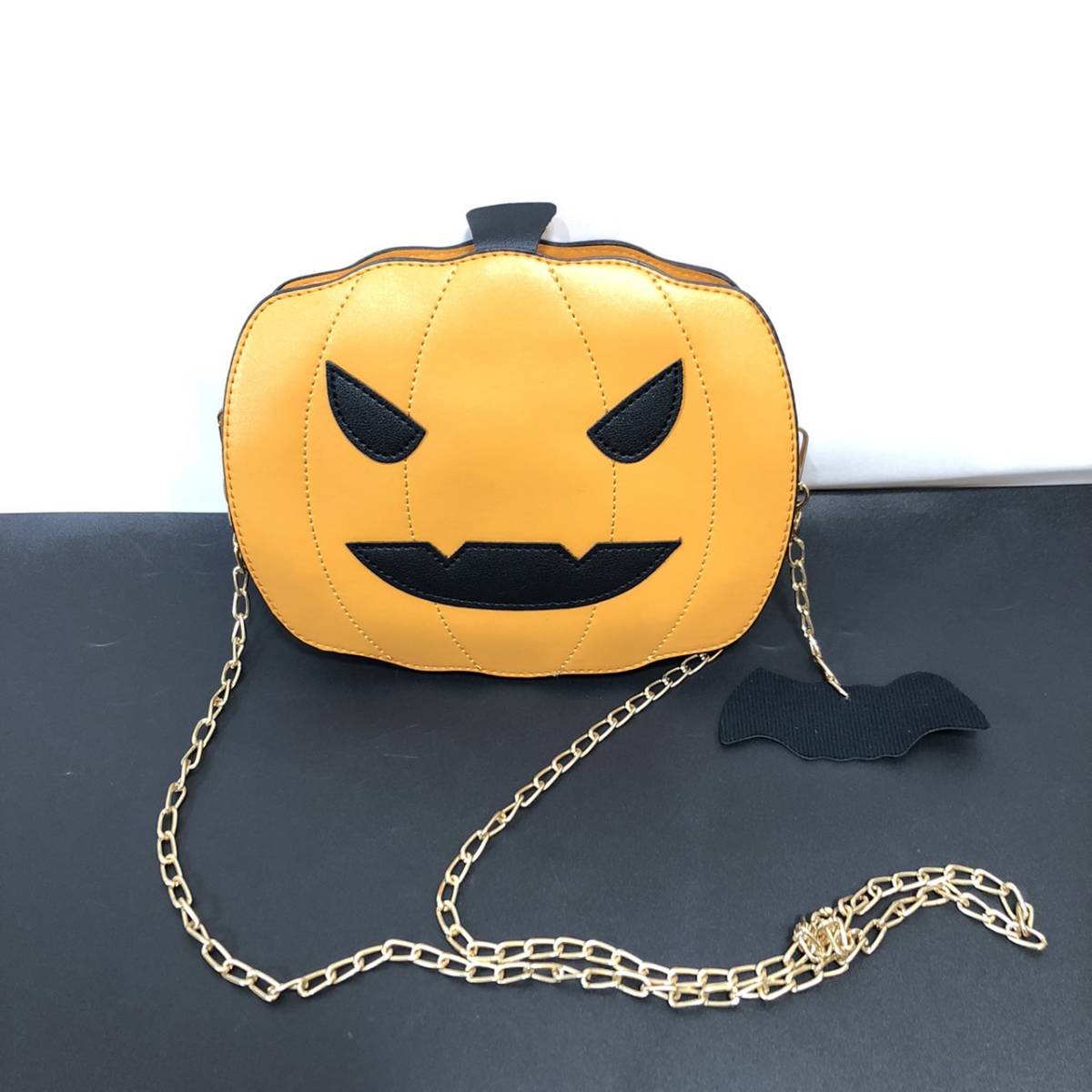 新品未使用品　ハロウィン　コスプレセット　パンプキン　かぼちゃバッグ　ワンピース　エプロン　カチューシャ　チェーンショルダー_画像7