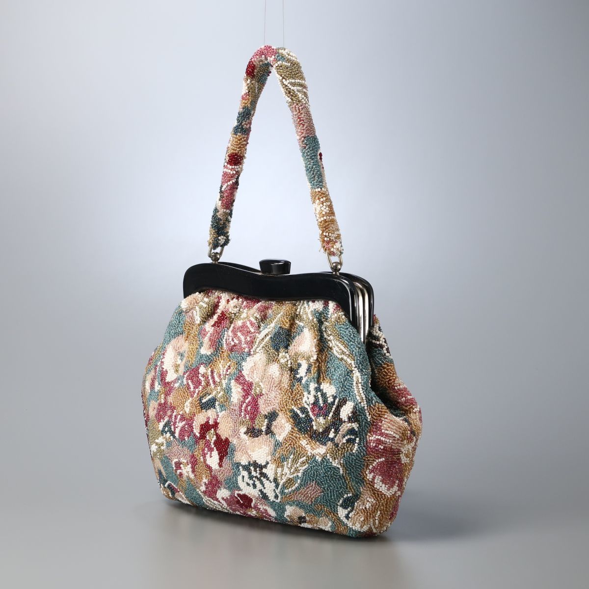Yahoo!オークション - GO5454 総ビーズ刺繍 花柄 ビーズバッグ Yahoo!オークション - GO5454 総ビーズ刺繍 花柄 ビーズバッグ