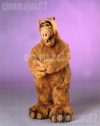 海外ドラマ『ALF アルフ』アルフの全身写真/所ジョージ_画像1