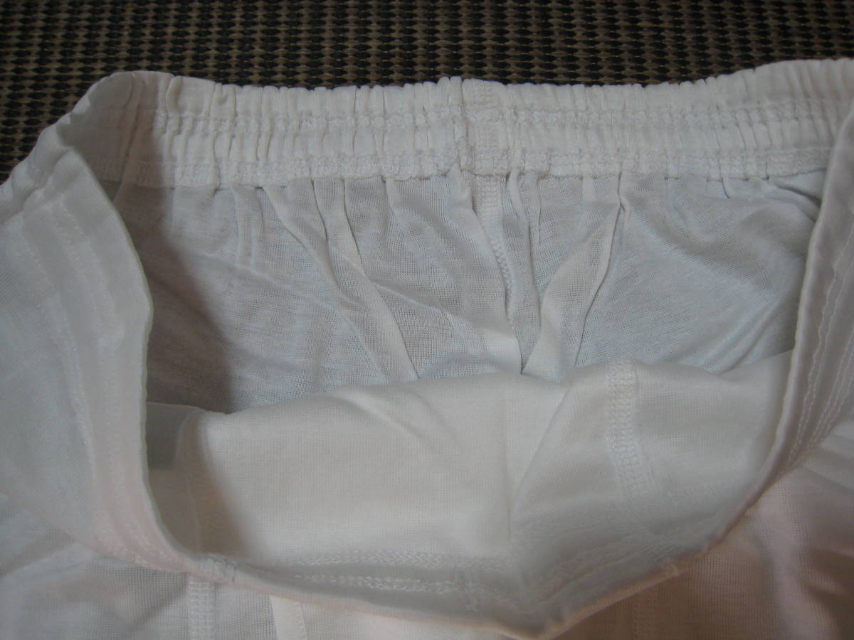 ◆新品肌着　アクアスキュータム　エジプト綿使用コットン100％　白のインナーロングパンツ膝下M　ズボン下ももひき　日本製レナウン㈱◆_画像8