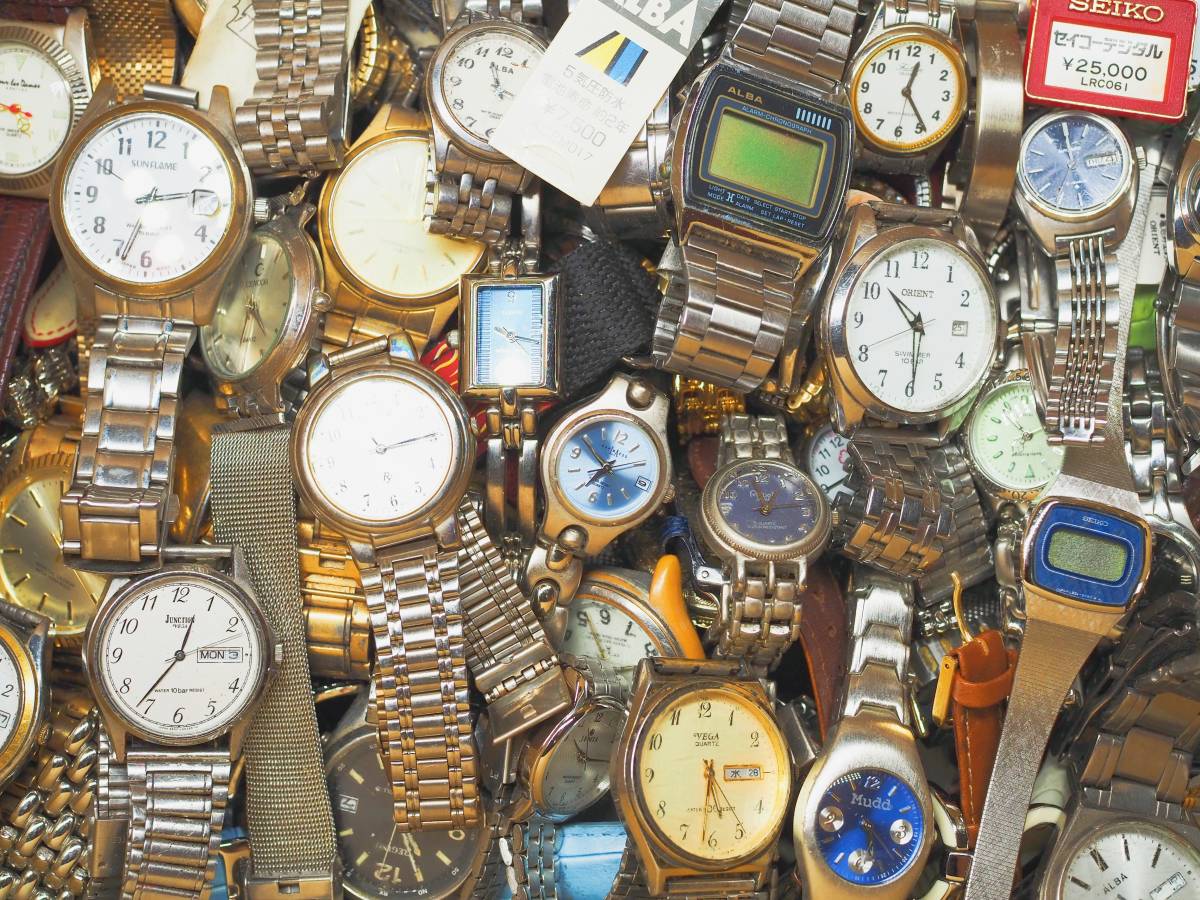 約200点 セイコー・シチズン・カシオ 海外ブランド他 SEIKO・CITIZEN・CASIO 大量腕時計 まとめ売り 同梱不可 ジャンク_1_画像8