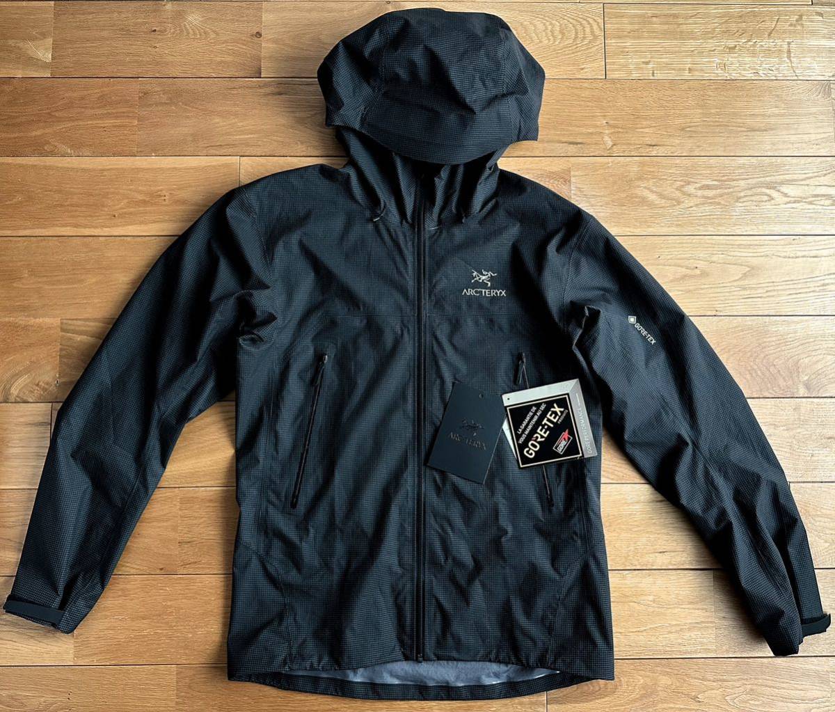 最高の LT Beta 国内正規】ARC'TERYX 【極美品 Jacket ブラック GORE