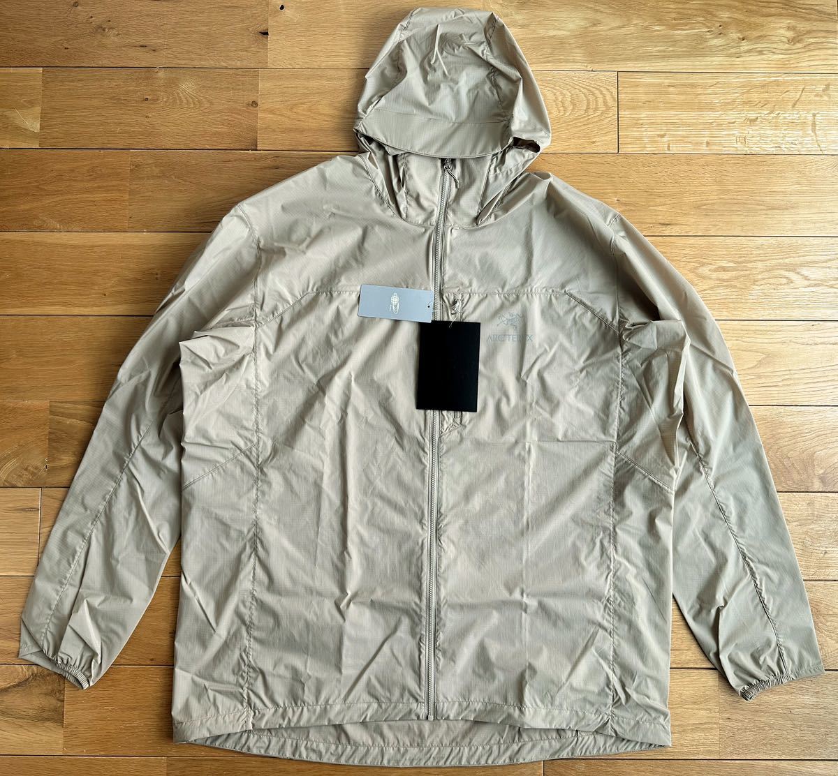 超可爱の Bluff Smoke Men's Hoody Squamish 新品】ARC'TERYX 国内正規