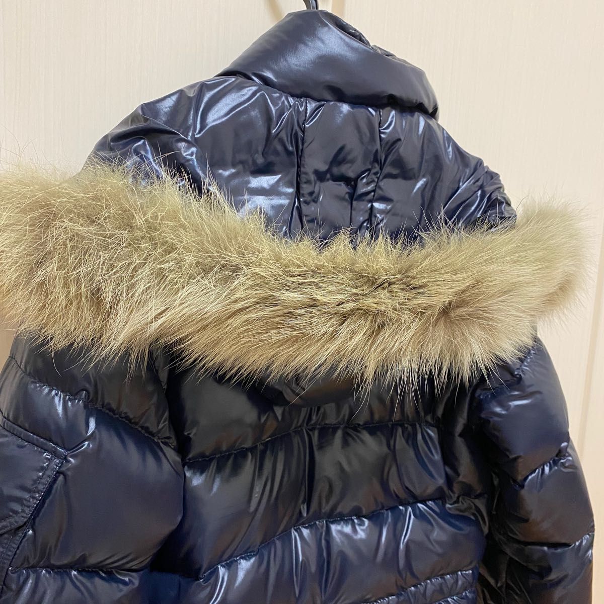 希少 MONCLER モンクレール ダウンジャケット ダウン フード付き 希少 MONCLER モンクレール ダウンジャケット ダウン フード付き