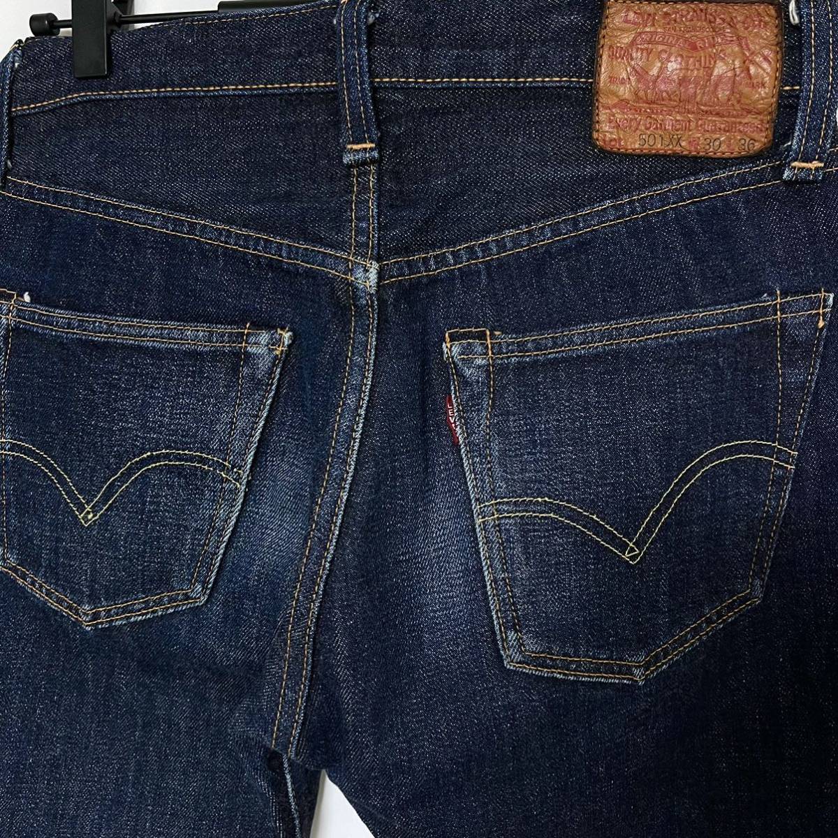 LEVI'S リーバイス 501XX セルビッジ 赤耳 47501 1947年 復刻 ボタンフライ デニムパンツ ジーンズ 片面タブ BIGE 501 LVC W30 L36