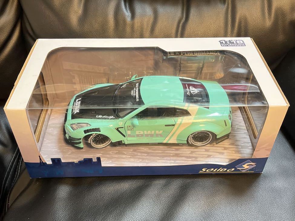 1/18 Liberty Walk Nissan GT-R R35 GTR Solido LB-Works LBWK Mint Green Custom Remodepled Nissan Skyline Skyline