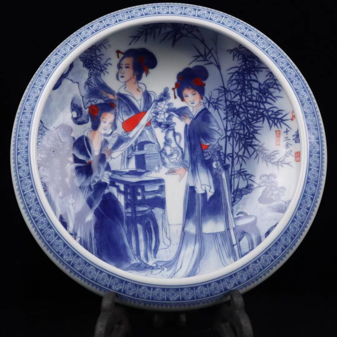 海外還流 欧州で偶然にも獲得した中国の創外為替時代の精美な青と白釉に赤い貴重な磁器 沈魚落雁 金陵の十二邯鄲古陶磁器古美味 骨董品