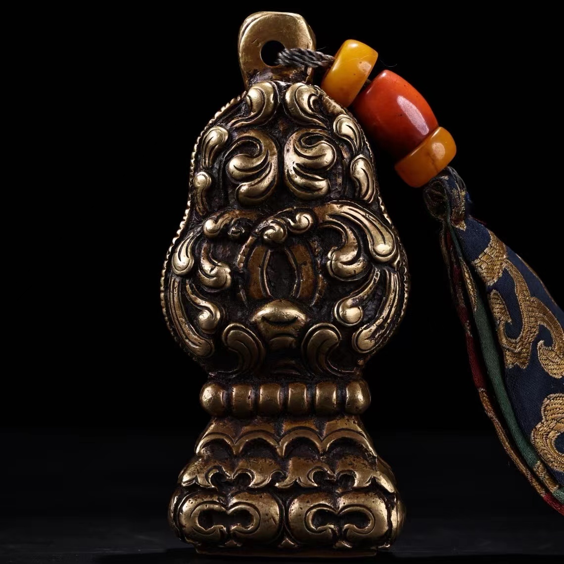 秘蔵中国清代 旧チベットで純銅を収穫した全銅を手でチベット印鑑を製造 手刻 唐物 極細工 古置物 古擺件 中国古美術 古美味 時代物 古董品