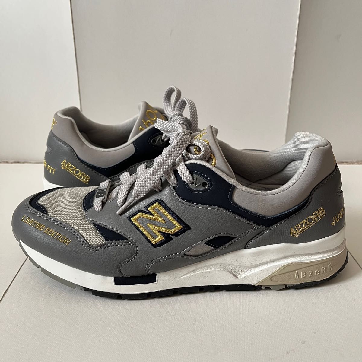 new balance CM1600 LE ニューバランス 1600 27 5cm ユーズド new balance CM1600 LE ニューバランス 1600 27 5cm ユーズド
