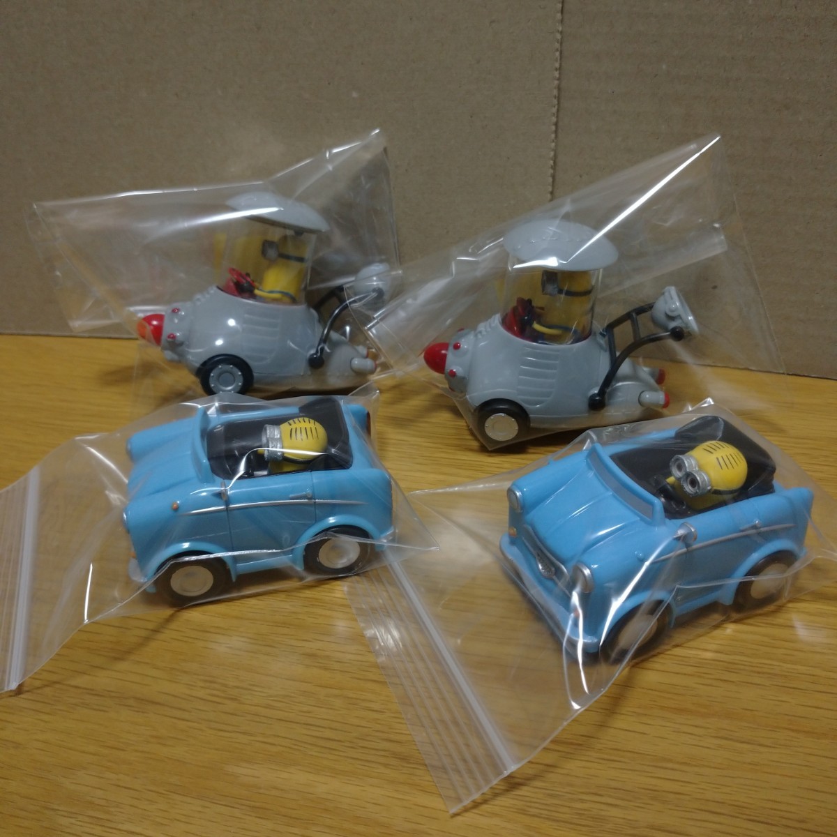 海外 限定 minions minion minicar ミニカー セット ミニオンズ ミニオン フィギュア マスコット figure コレクション 置物 車 おもちゃ_画像7