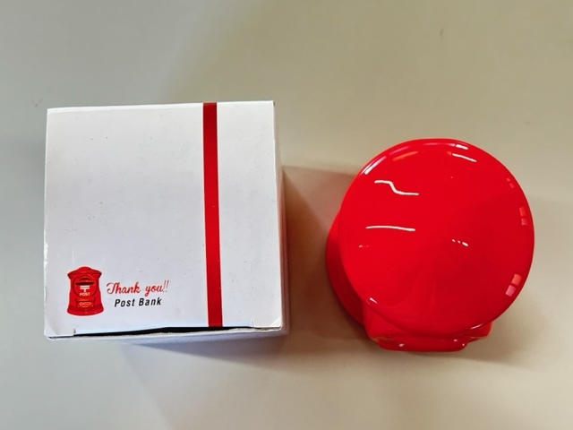 【9226】郵便ポスト型　ミニ 貯金箱　非売品　郵便局　ノベルティ　未使用品　POST　赤　レッド_画像4