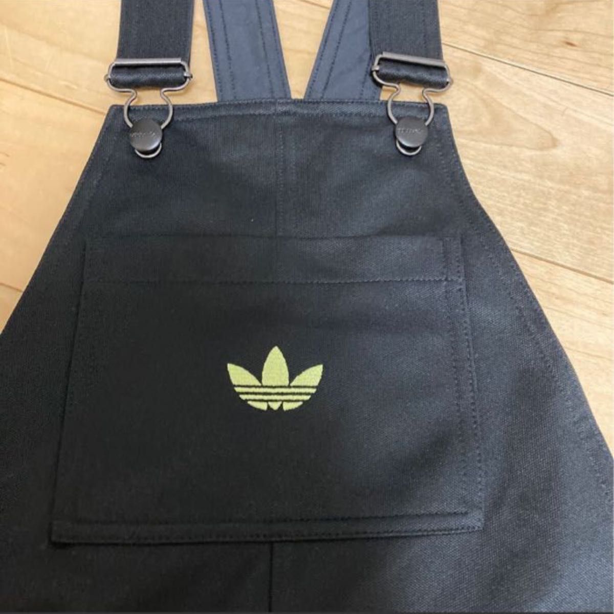 定価8990円 adidas Originals アディダスオリジナルス 定価8990円 adidas Originals アディダスオリジナルス