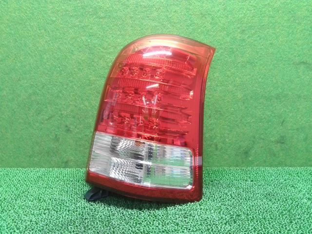 ウィッシュ　DBA-ZNE10G　右テールランプ　LED　イチコー　68-14_画像2