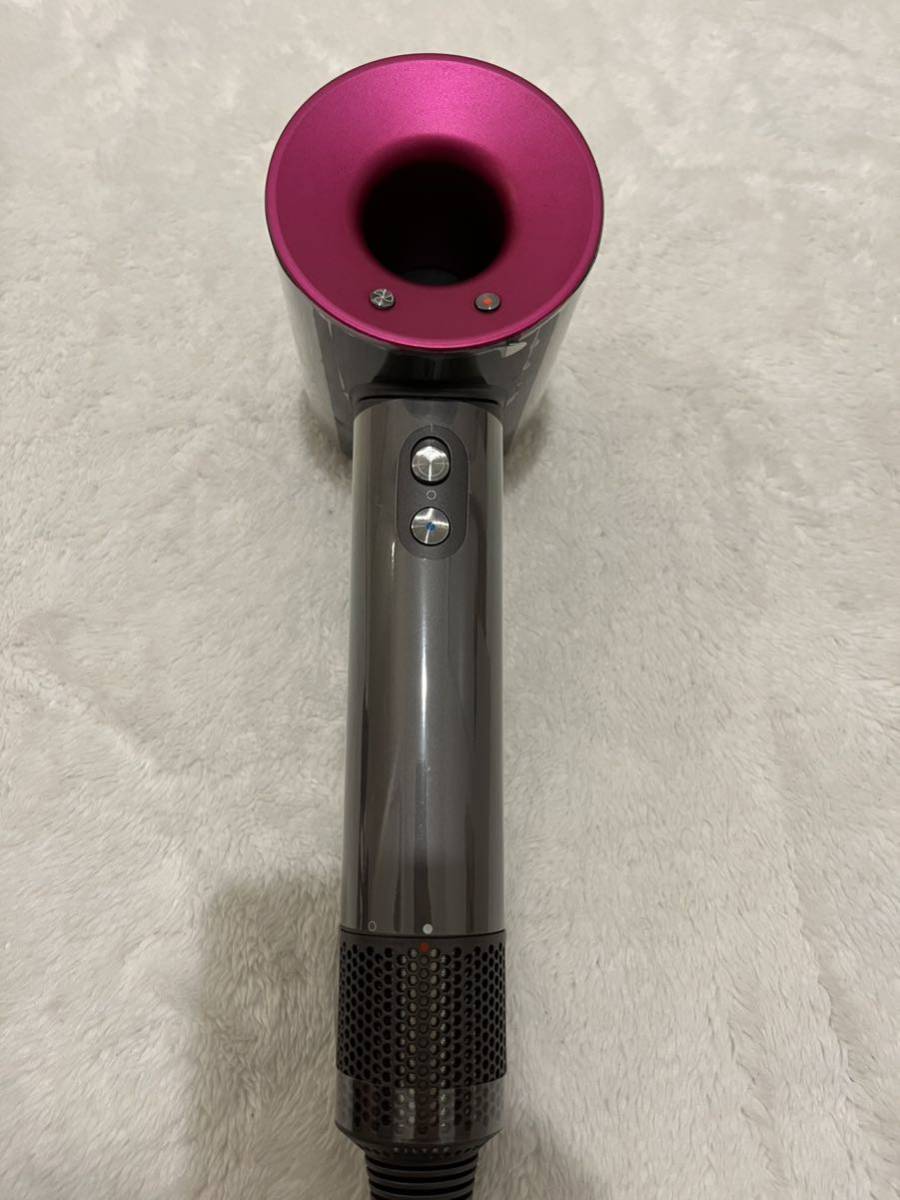 【極美品】Dyson ダイソン スーパーソニックヘアドライヤー HD01