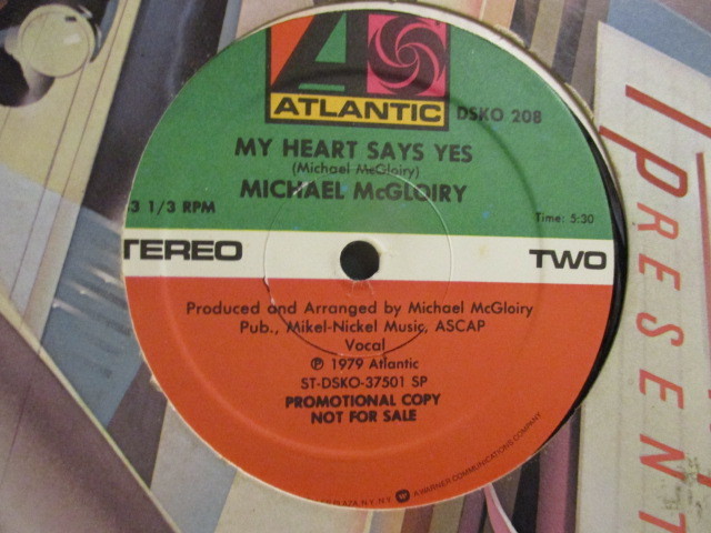 ★ Michael McGloiry ： Love Every Inch Of Me 12'' ☆ c/w My Heart Says Yes (( Switchのギタリスト / 落札5点で送料当方負担_画像3