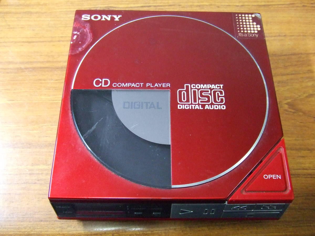 e890 SONY/ソニー Discman D-50 CDプレーヤー ディスクマン 中古品 本体　未確認　ジャンク_画像1
