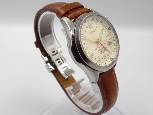 【正規品】13675Gc 1円 SEIKO セイコー 8F56-00D0 アルピニスト パーペチュアルカレンダー メンズ QZ 時計 ケース39mm_画像3