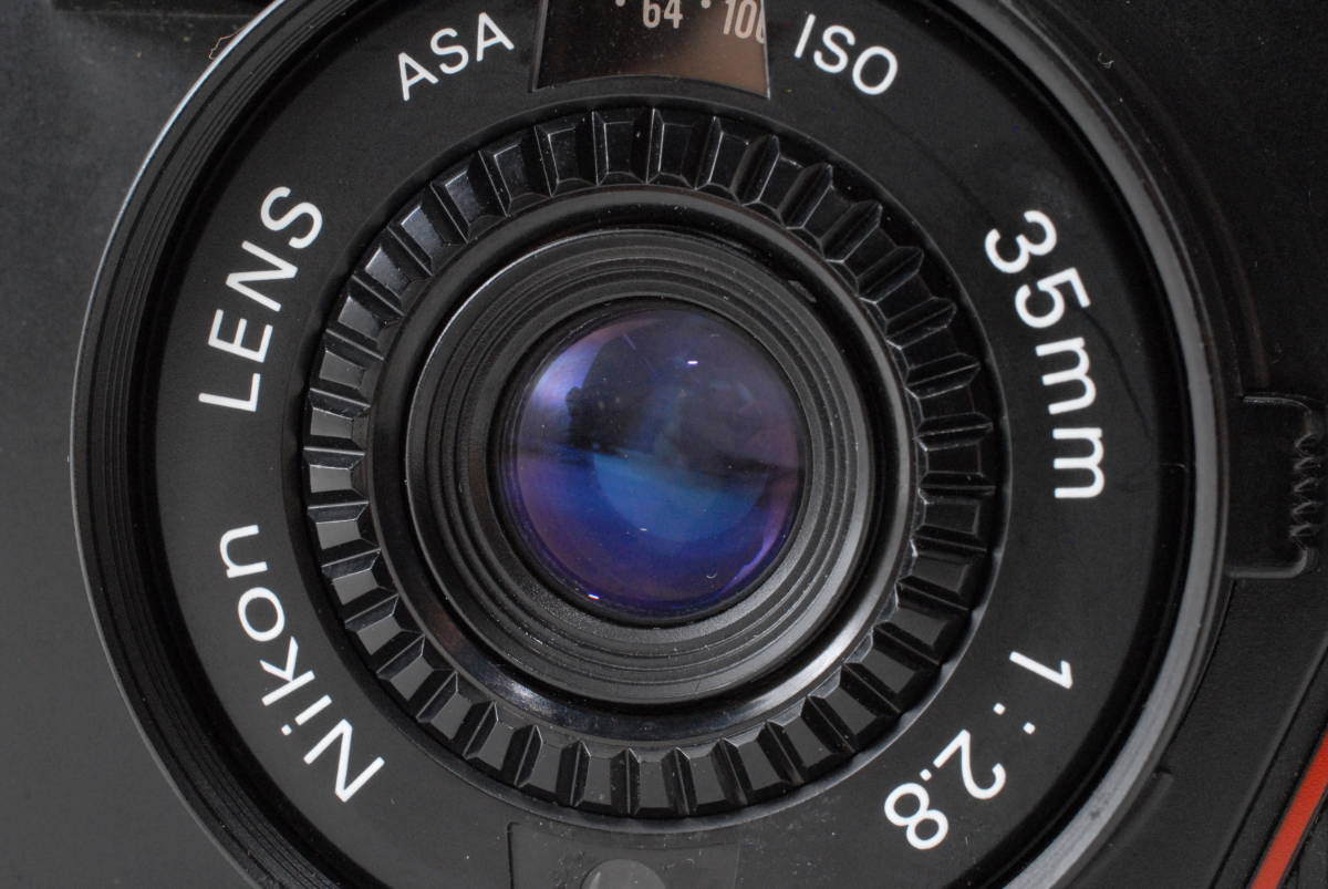  【美品 保障付 動作確認済】Nikon L35 AD Point & Shoot 35mm Camera Body ISO 1000 ニコン カメラ コンパクト Q5742の画像3
