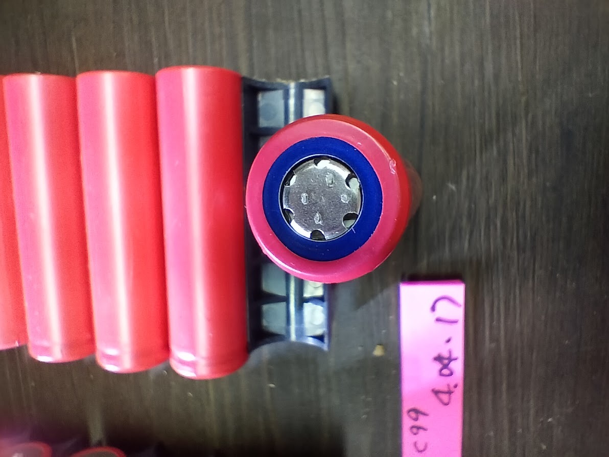 C99　INR18650リチウムイオン　単電池 　16本セット　4.04-4.17V　ジャンク品です！！！_画像4