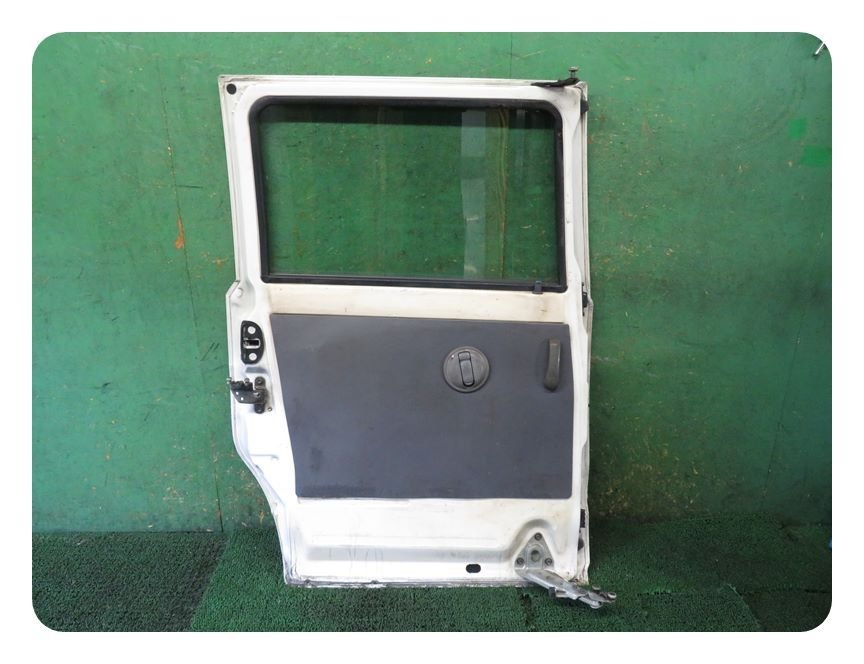 [psi] Toyota KR42V KR52V Lite Ace left sliding door 058 white H11 year 