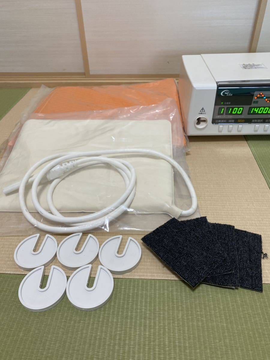 即決価格!中古美品 MEDIC メディック SR14000 電位治療器 日本 即決価格!中古美品 MEDIC メディック SR14000 電位治療器 日本