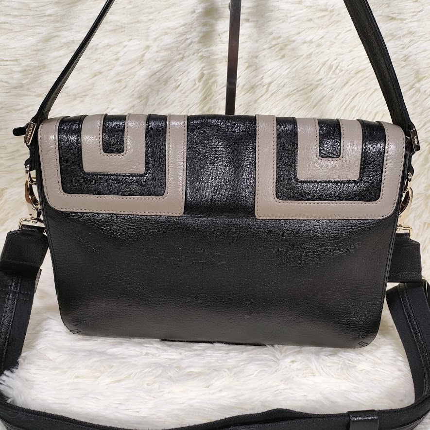 美品 ANYA HINDMARCH アニヤハインドマーチ 2WAYレザーバッグ バイカラー ハンドバッグ ショルダー ブラック系 ベージュ系 希少 斜めがけ