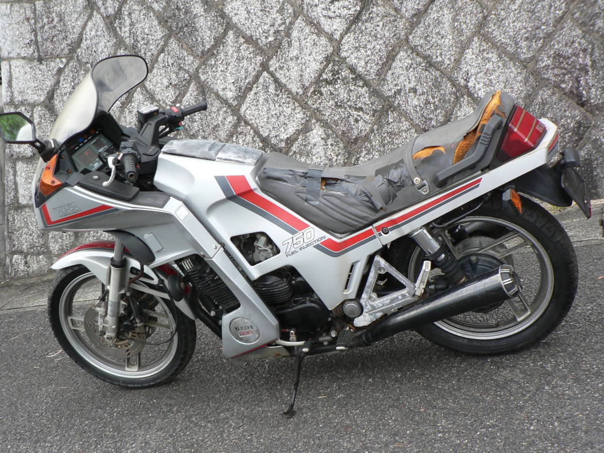 ◆◇5G8 メーターカバー 純正 XJ750D◇◆8y5 E_画像6