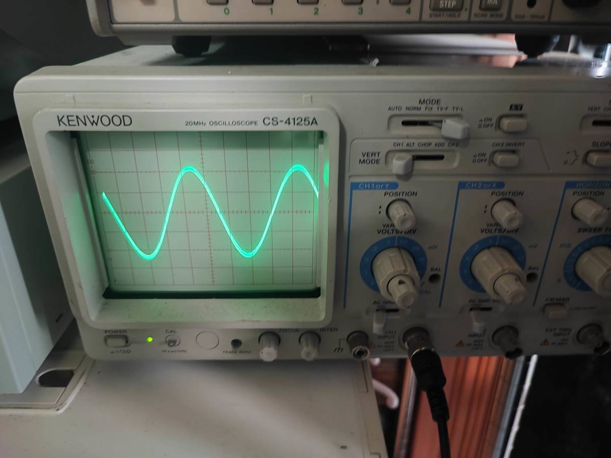 GWINSTEK / 信号発生器 / FUNCTION GENERATOR / ファンクション ジェネレータ / 任意波形発生器 / AFG-2005 _画像6