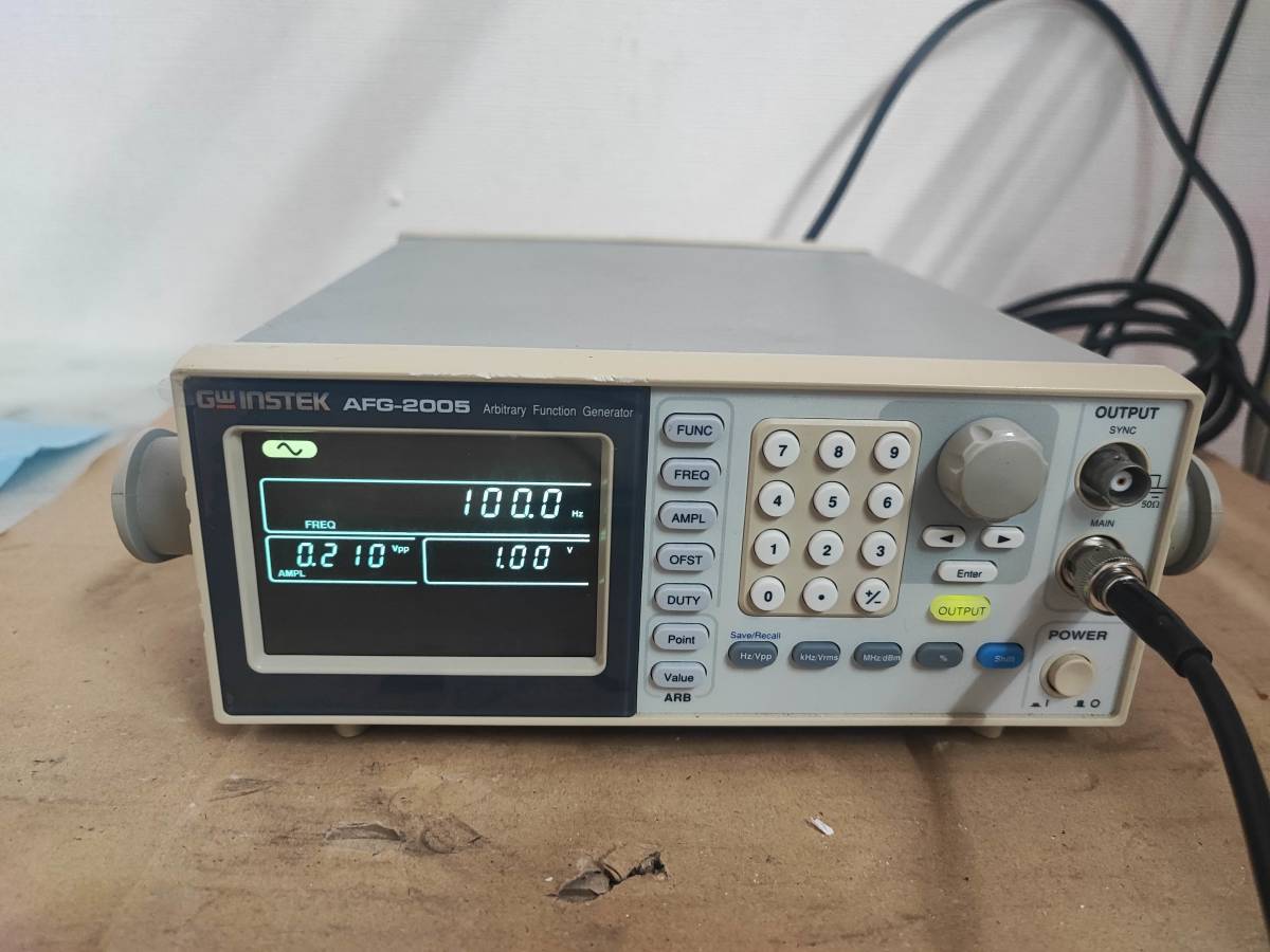 GWINSTEK / 信号発生器 / FUNCTION GENERATOR / ファンクション ジェネレータ / 任意波形発生器 / AFG-2005 _画像1