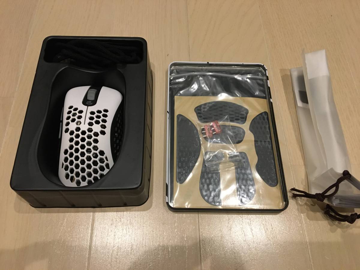G-Wolves SK-S ACE EDITION White Black Skoll wired 有線 ゲーミングマウス