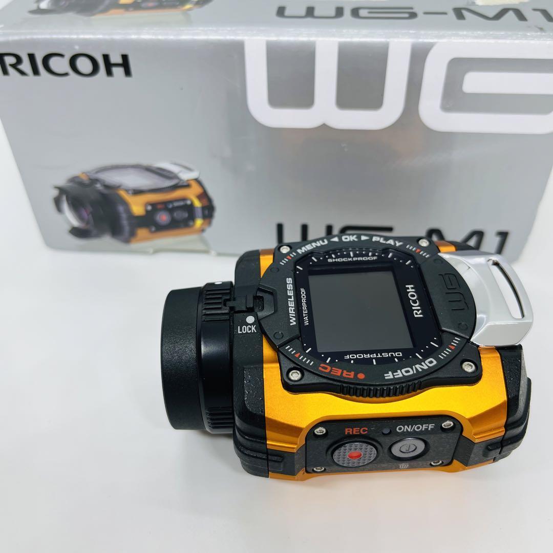 【ほぼ未使用】RICOH WG-M1 アクションカメラ 防水 オレンジ　箱あり_画像1