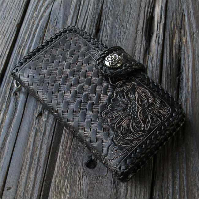 iPhone 15 Plus notebook type smartphone case leather case Carving hand made saddle leather black basket Conti . attaching 