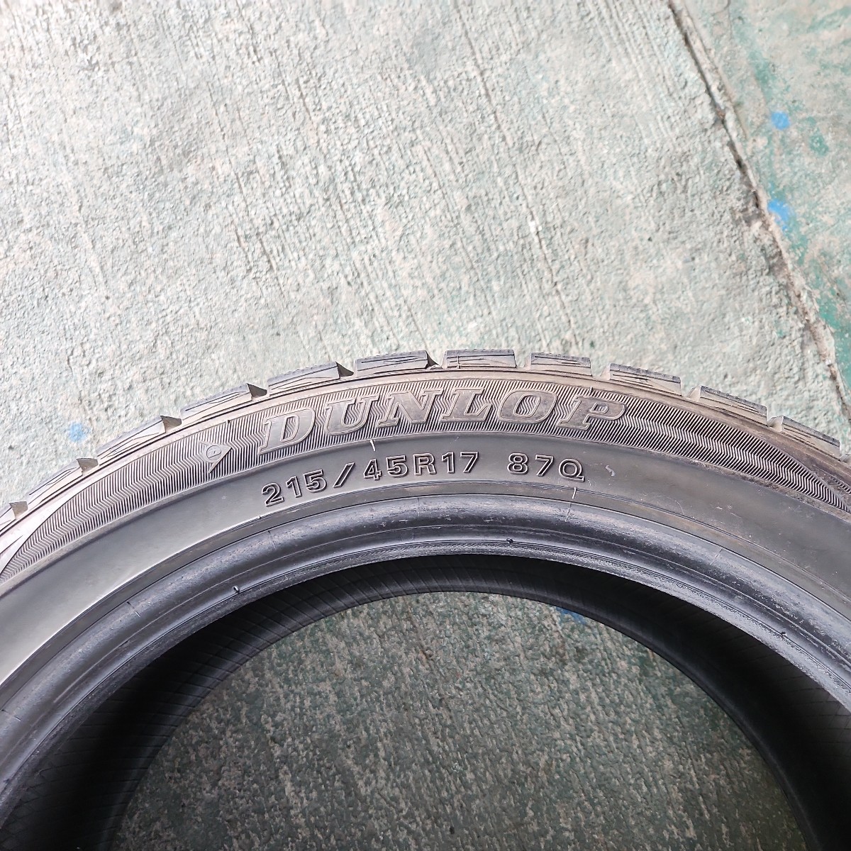 DUNLOP　WINTERMAXX　WM01　215/45R17　87Q　2014年製　9分山　中古スタッドレス_画像8