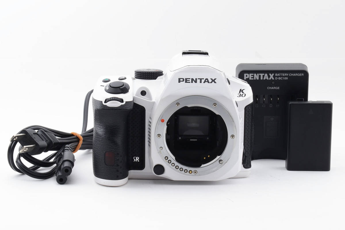 ☆ペンタックス/PENTAX K-30　ボディ　バッテリー、充電器付き♪　♯1866_画像1