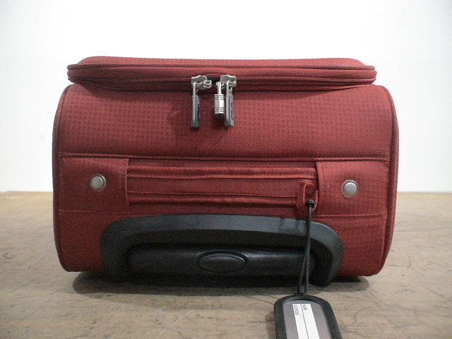 4544　FILA　赤　スーツケース　キャリケース　旅行用　ビジネストラベルバック_画像5