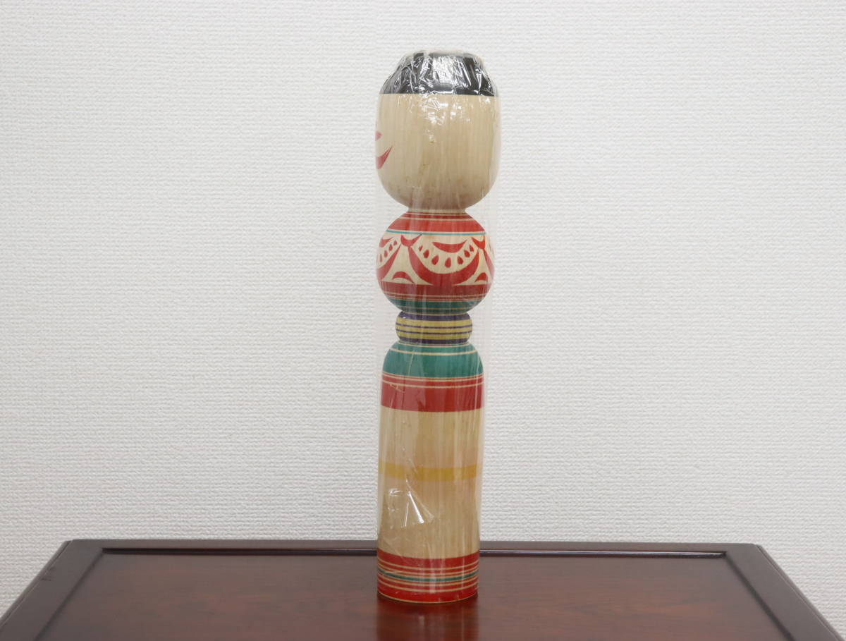 本間直子 作 こけし/伝統こけし 温湯 高さ約36.5cm 在銘/銘有 人形/日本人形 置物/置飾り 工芸品/民芸品/伝統工芸 『W1268-289』_画像3