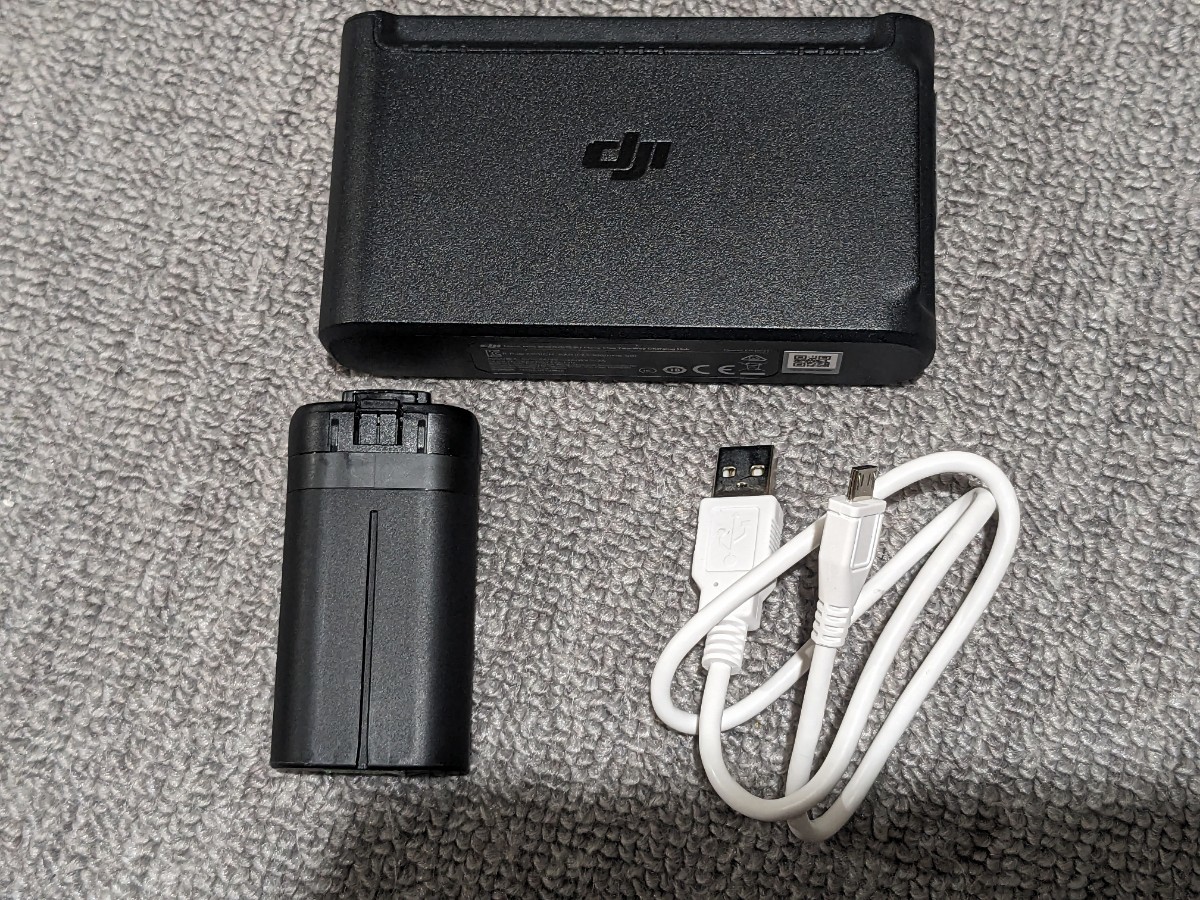 品質満点! 、ケーブルセット 大容量バッテリー、充電器(ハブ