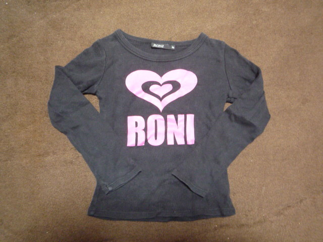 * beautiful .*S size *RONIroni* Logo cut and sewn 