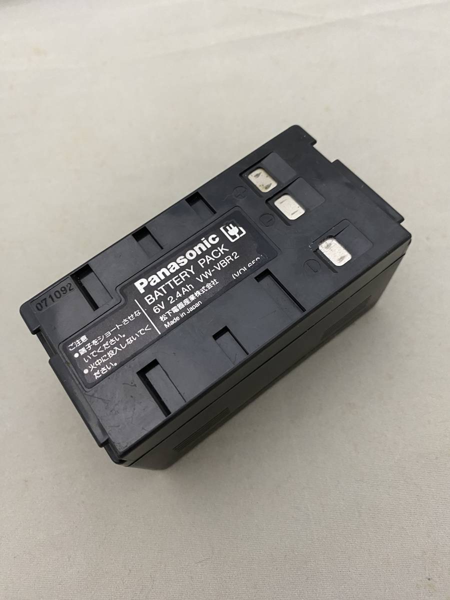 送料無料■中古■パナソニック純正品■VW-VBR2■バッテリー/電池パック■Panasonic ビデオカメラ_画像1