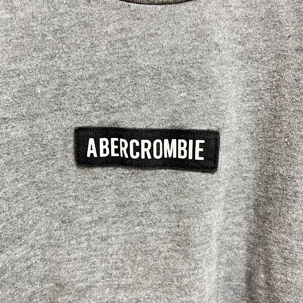 【中古】 Abecrombie kids アバクロ キッズ 7/8 130  長袖Tシャツ ロングTシャツ 長袖