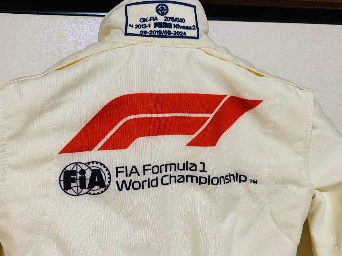 F1 GP グリッドキッズ PUMA レーシングスーツ 130cm 正規 非売品 FIA フォーミュラ1 グランプリ プーマ セレモニーキッズ スーツ_画像5