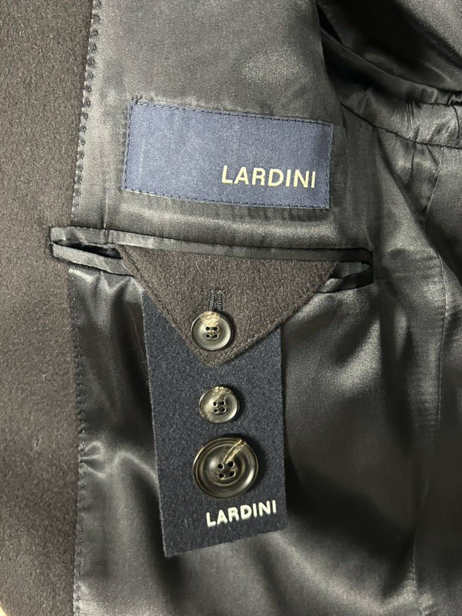 定番 LARDINI ラルディーニ チェスターコート 48 試着のみ新品です_画像3