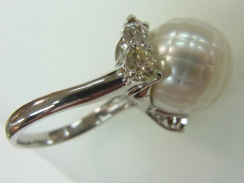 ■ 華真珠 リング 12.8ミリ　PT900 ダイヤ 1.06ct 11号 ■ USED