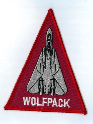 米海軍 VF-1 "WOLFPACK" 航空機パッチ(三角形・F-14)_画像1