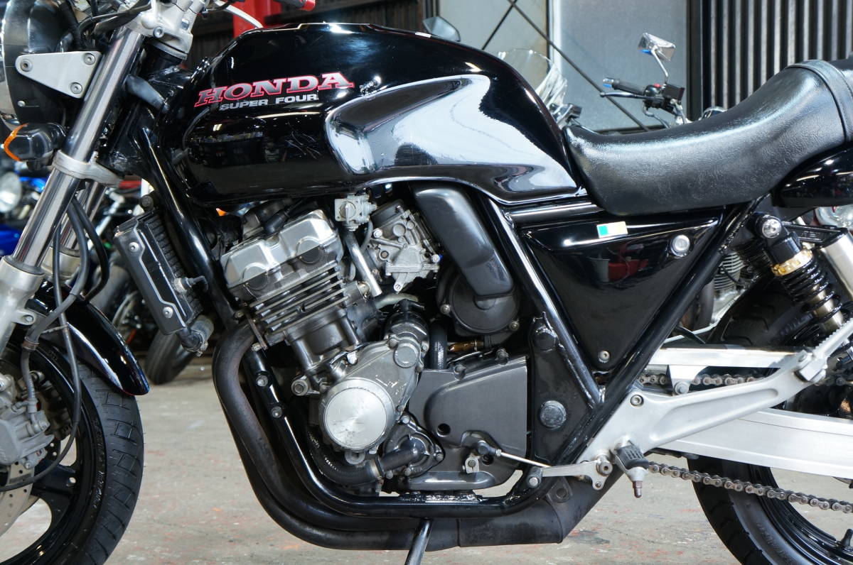 ◆◇配送のみ!! 車検R7年7月!! CB 400SF 社外ハンドル＆マフラー!! 快調な走りです!! ゼファー、ZRX等!! 埼玉～関東近県即日自社配送可!!_画像10