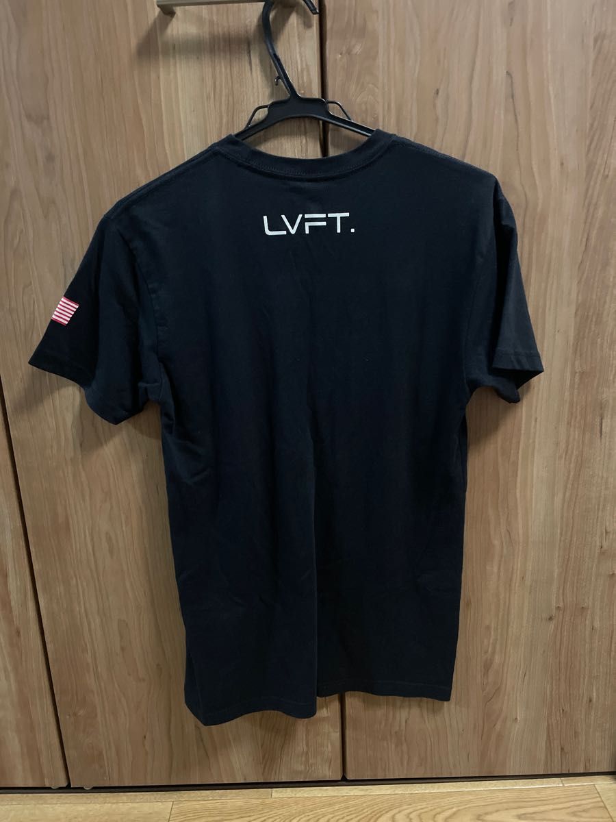 live fit tシャツ