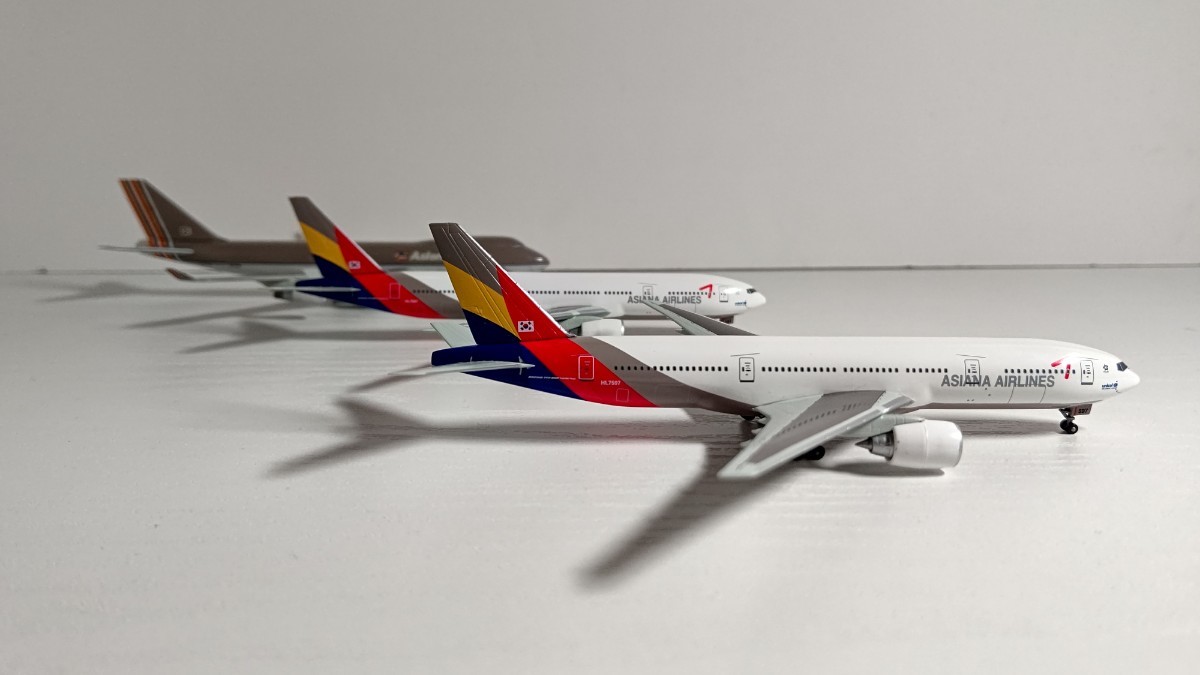 1/400 DRAGON WINGS ASIANA AIRLINES アシアナ航空 BOEING 777-200